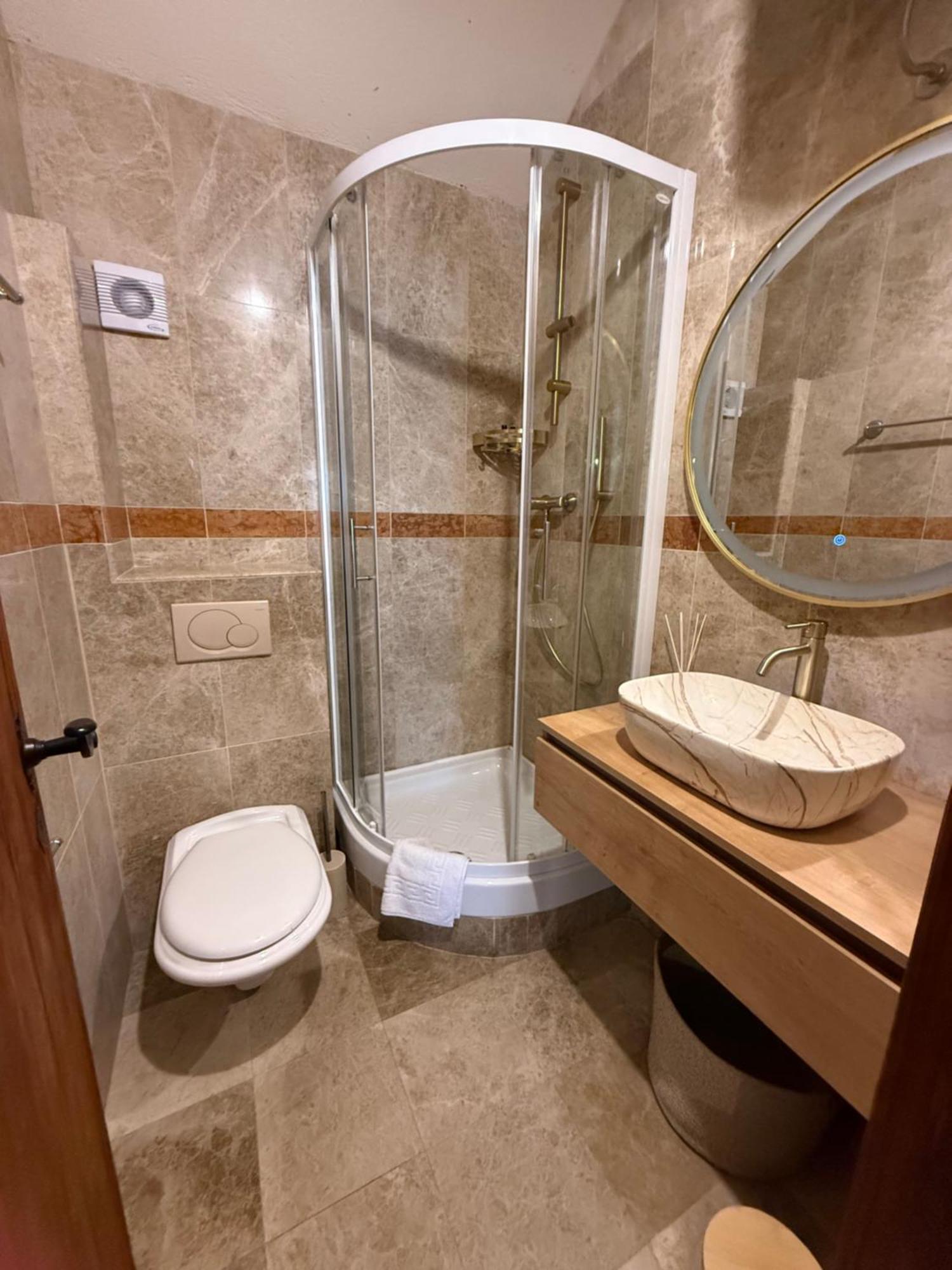 Skver Studio Apartments ヘルツェグ・ノヴィ エクステリア 写真